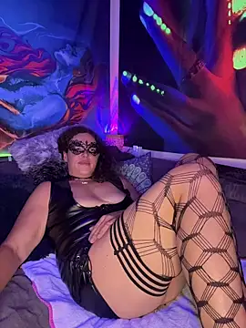 Nadja Noir online show from 10/25/25, 10:59