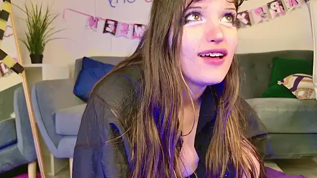 kamila blush online show from 10/25/25, 11:40