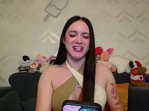 Yhanbeaufort18 online show from 09/21/25, 11:12