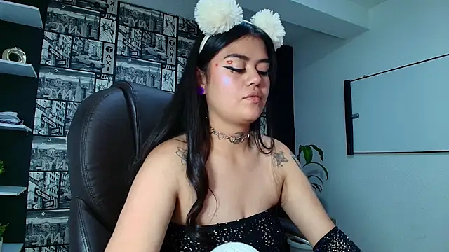 Snapshot of Mia_Morelli_ chatting on 09/26/25, 05:00 Mia Morelli online show from 09/26/25, 05:00