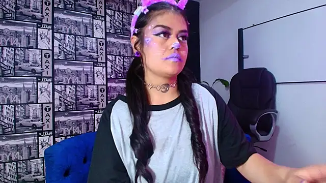 Snapshot of Mia_Morelli_ chatting on 10/23/25, 05:29 Mia Morelli online show from 10/23/25, 05:29