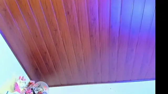 Snapshot of Candy_violetta_ chatting on 10/01/25, 05:19 Candy violetta online show from 10/01/25, 05:19