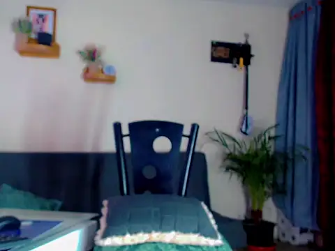 Lesly Zafiro- online show from 09/08/25, 05:45
