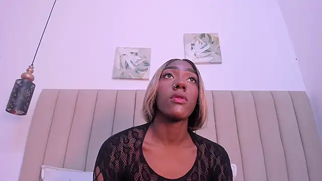 Mistt Mia online show from 07/25/26, 06:05