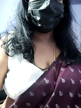 mallu-lover online show from 11/05/25, 01:27