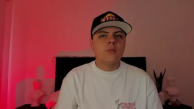 NoahLux online show from 09/12/25, 07:47
