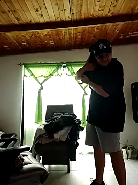 NoahLux online show from 10/24/25, 12:56