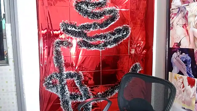 Snapshot of CharlotteSex_ chatting on 12/04/25, 09:07 CharlotteSex online show from 12/04/25, 09:07