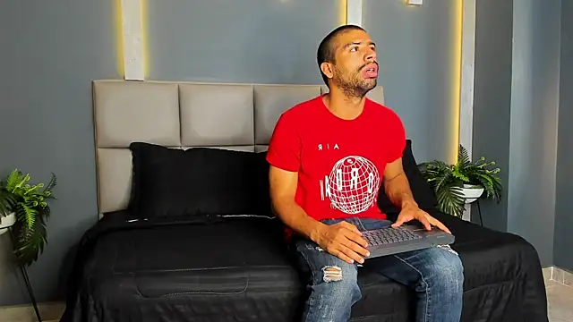 MikePark  online show from 09/11/25, 11:21