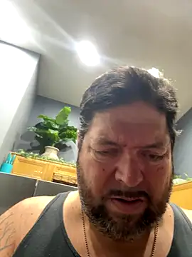 willama111970 online show from 10/22/25, 04:40