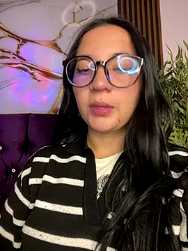 sara roy04  online show from 09/26/25, 03:54