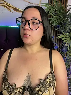 sara roy04  online show from 10/07/25, 03:36