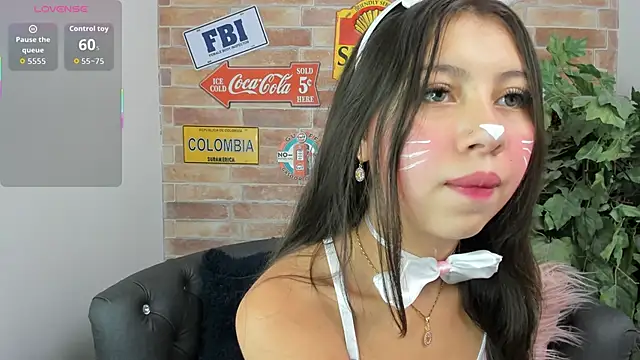 misss luxury online show from 10/27/25, 11:03