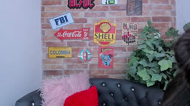 misss luxury online show from 11/25/25, 10:59