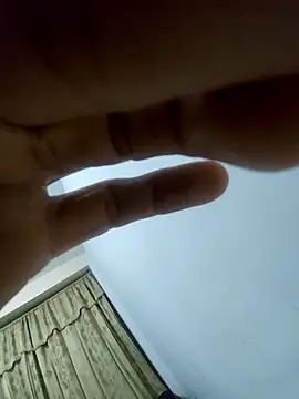 Snapshot of luislimafuego chatting on 12/18/25, 10:54 luislimafuego online show from 12/18/25, 10:54