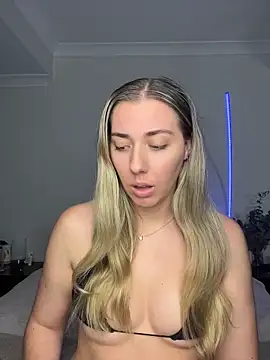 louiseberkeley online show from 05/19/26, 07:04