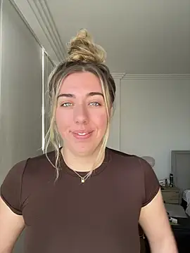 louiseberkeley online show from 07/27/26, 10:50