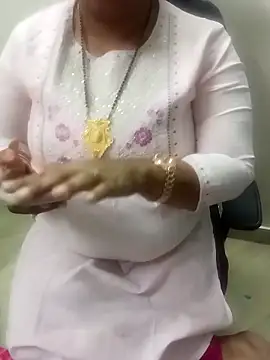 Snapshot of Bhabhiji1 chatting on 03/18/26, 09:23 Bhabhiji1 online show from 03/18/26, 09:23