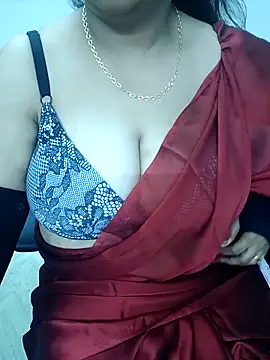 Snapshot of Bhabhiji1 chatting on 04/21/26, 02:23 Bhabhiji1 online show from 04/21/26, 02:23
