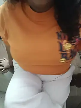 Snapshot of Bhabhiji1 chatting on 05/17/26, 01:40 Bhabhiji1 online show from 05/17/26, 01:40