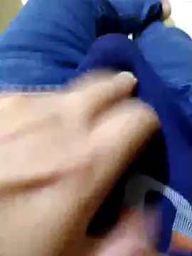 Snapshot of JoaoPedro17cm chatting on 09/29/25, 02:11 JoaoPedro17cm online show from 09/29/25, 02:11