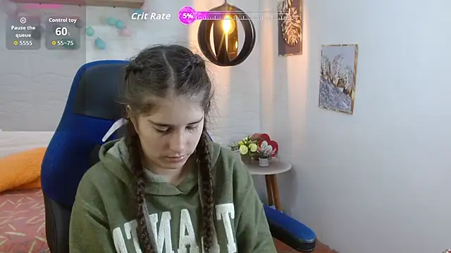 Snapshot of karlarousex chatting on 10/30/25, 03:08 karlarousex online show from 10/30/25, 03:08