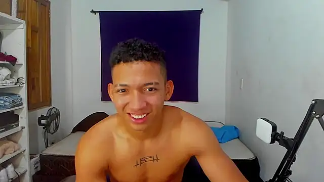 JuanchiT66 online show from 10/02/25, 06:04