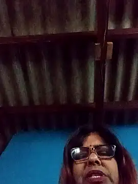 mileesha online show from 10/27/25, 07:23