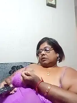 mileesha online show from 11/21/25, 06:39