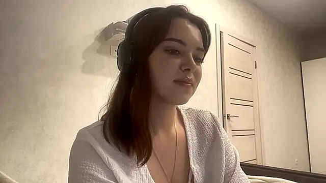 PUP PUP Sea online show from 09/15/25, 04:29