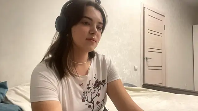 PUP PUP Sea online show from 10/02/25, 03:41