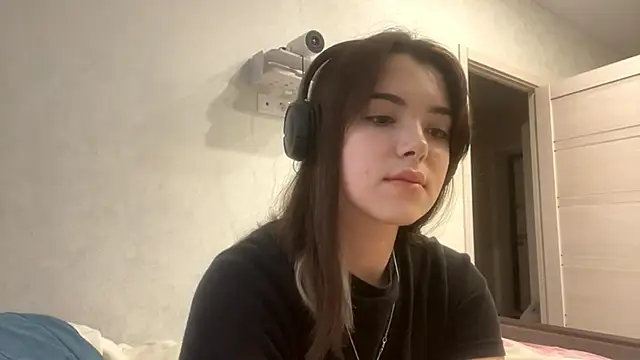 PUP PUP Sea online show from 10/09/25, 02:04