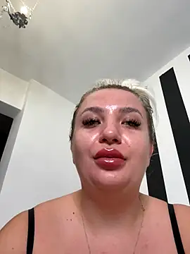 Kim20s online show from 09/10/25, 09:48