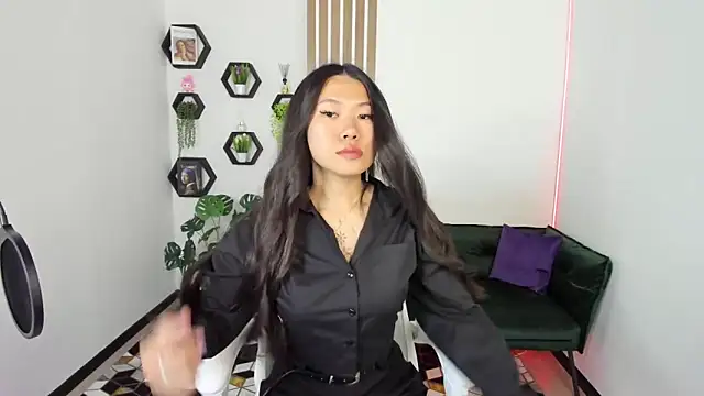 LunaPurrr online show from 09/21/25, 01:29