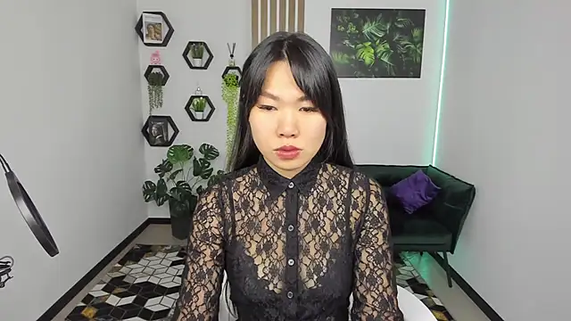 LunaPurrr online show from 10/07/25, 11:13