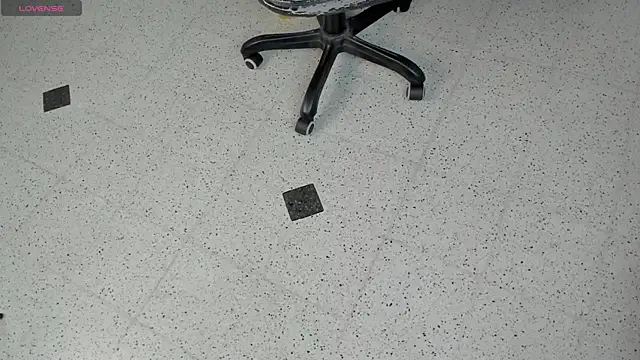 JamesDeker online show from 10/22/25, 08:08