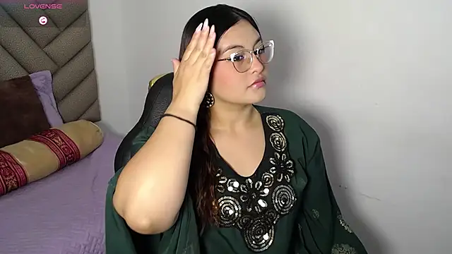 heluejamil online show from 10/29/25, 12:29