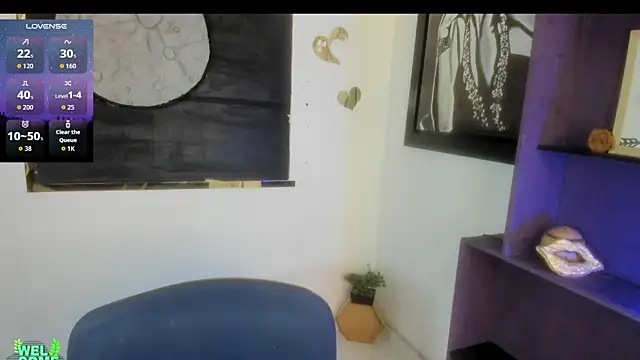 Snapshot of Roxannelorence_ chatting on 11/12/25, 03:23 Roxannelorence online show from 11/12/25, 03:23