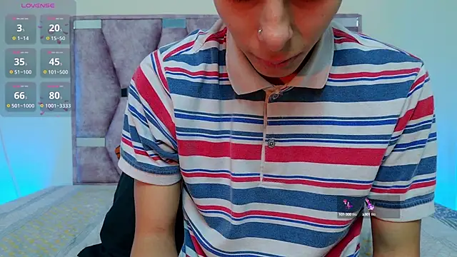 Snapshot of lana_and_liam_ chatting on 09/19/25, 10:16 lana and liam online show from 09/19/25, 10:16