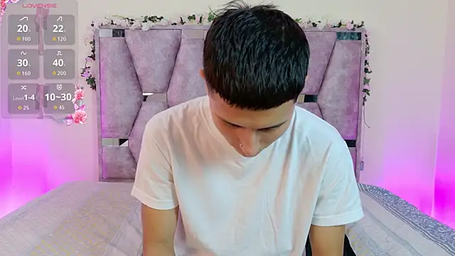 Snapshot of lana_and_liam_ chatting on 11/29/25, 10:29 lana and liam online show from 11/29/25, 10:29