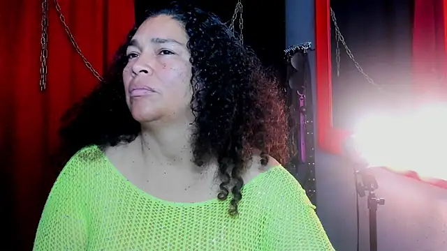 NinaBlazee online show from 09/19/25, 11:00