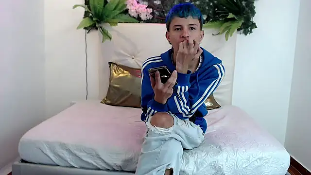 iam lukas   online show from 09/24/25, 03:10