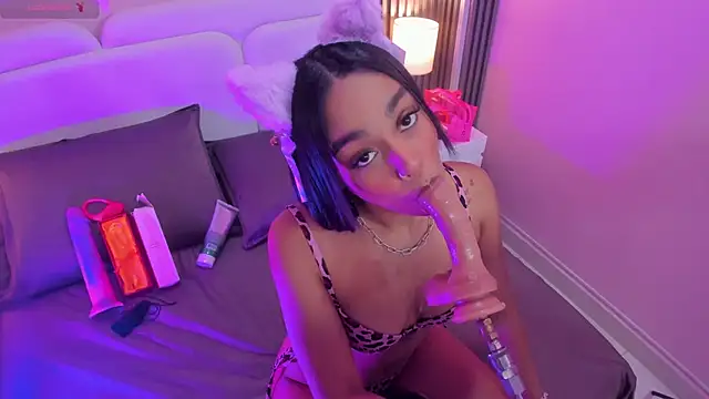 Clawdeen  wolf online show from 10/16/25, 07:59