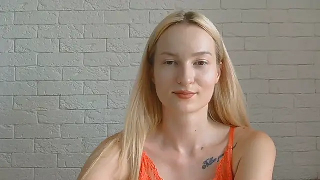 Snapshot of Alice_Sweet_01 chatting on 07/01/26, 02:18 Alice Sweet 01 online show from 07/01/26, 02:18