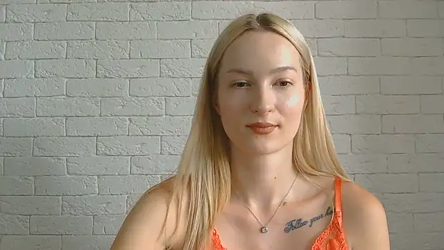 Snapshot of Alice_Sweet_01 chatting on 07/07/26, 11:36 Alice Sweet 01 online show from 07/07/26, 11:36