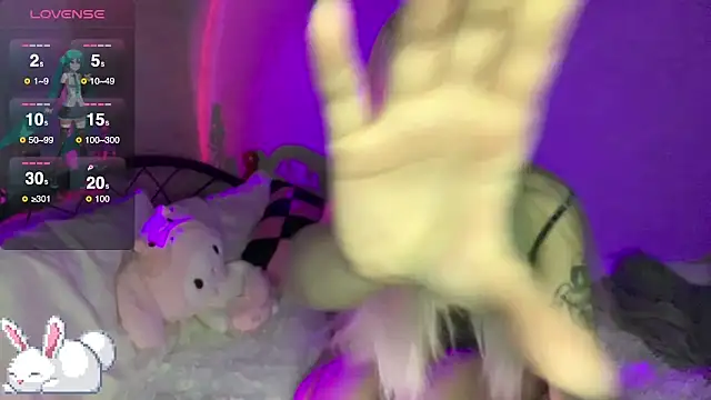 Elaincutee online show from 09/24/25, 07:17