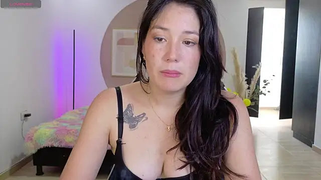 Eliih 01 online show from 06/10/26, 06:07
