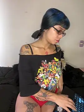 ZoeRaven Pink online show from 09/29/25, 04:56