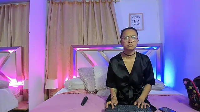 bravepetunia online show from 10/03/25, 12:13