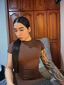 KaditaNavarro online show from 06/09/26, 12:11